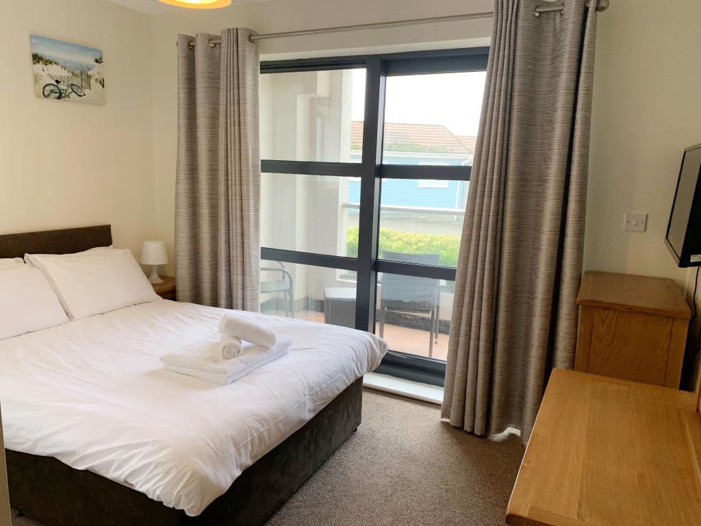 Lot: 53 - HOLIDAY APARTMENT FOR INVESTMENT - Bedroom One